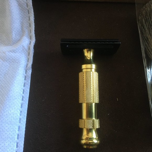 Razor Kit - Picture 3 of 8